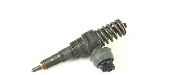 Volkswagen Fox Fuel injector 038130073BP 0414720314