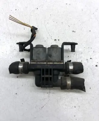 BMW 7 E65 E66 Coolant heater control valve 6411690665203 64116906652 6906652