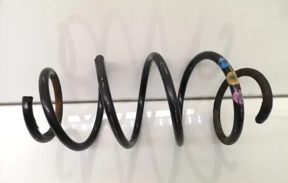 Volkswagen Jetta V Front coil spring