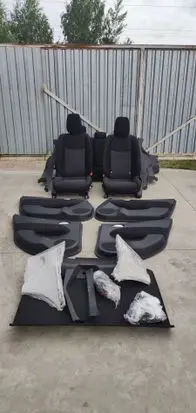 Nissan Leaf II (ZE1) Interior set 