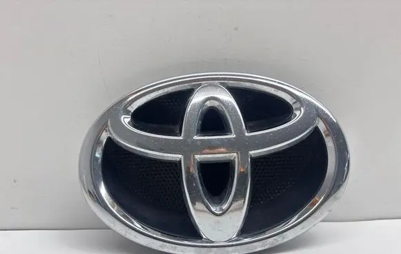Toyota Verso Manufacturer badge logo/emblem 753110F030 9882M0010 4814P0010