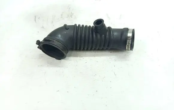 Mazda CX-7 Air intake duct part L33E13220