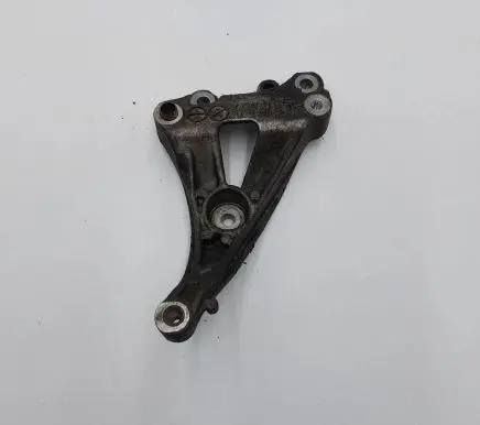 Mini Cooper Countryman R60 A/C compressor mount bracket V758078180