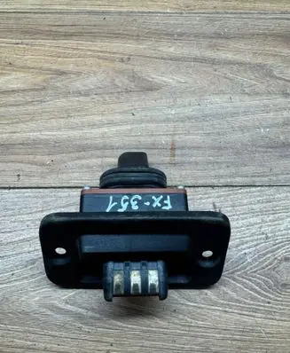 Volkswagen Caddy Sliding door contact joint 2K0907437