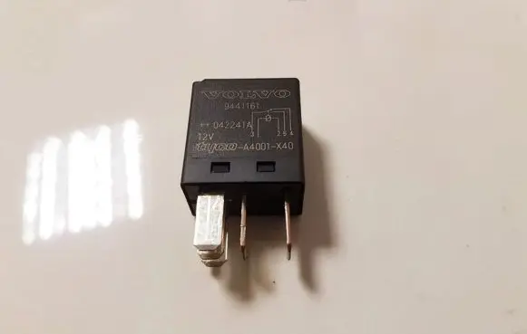 Volvo XC90 Other relay 9441161 TYCO-A4001-X40