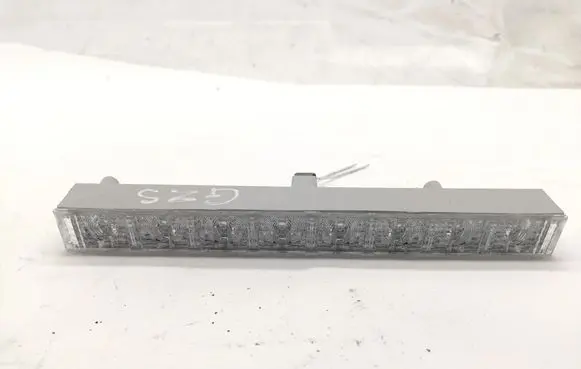 Toyota Yaris XP210 Third/center stoplight 