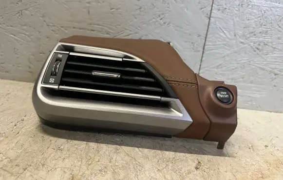 Subaru Outback (BT) Dashboard side air vent grill/cover trim GN71182270 66110AN13A 66110AN11A