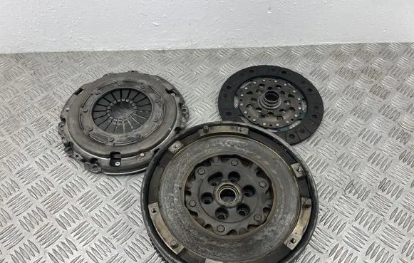 BMW 1 E81 E87 Clutch set kit 7560876