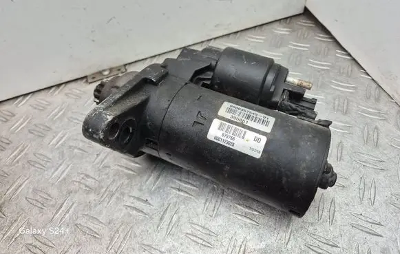 Skoda Octavia Mk2 (1Z) Starter motor