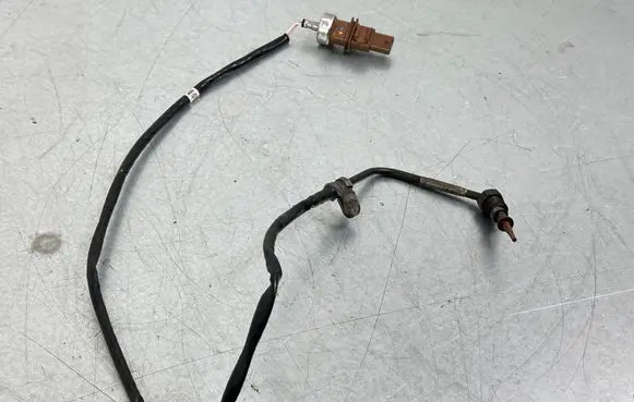 Volkswagen PASSAT B8 Exhaust gas temperature sensor 03N919529F