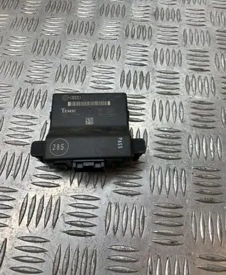 Volkswagen Golf Plus Gateway control module 1K0907530F