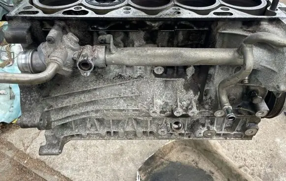 Volvo XC60 Engine block d5244t14