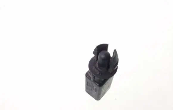 Volkswagen PASSAT B5.5 Outside/exterior temperature sensor 8Z0820535