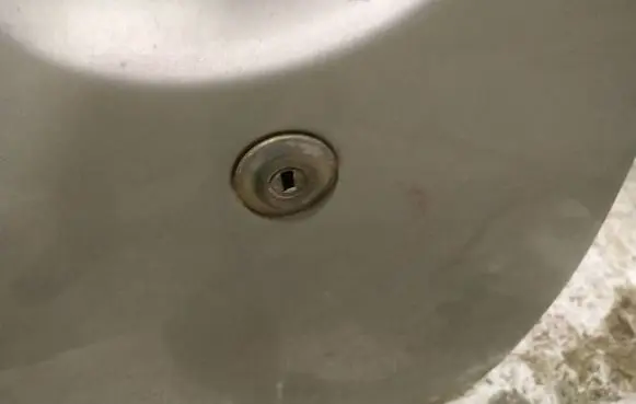 Toyota Aygo AB10 Front door lock (next to the handle) 