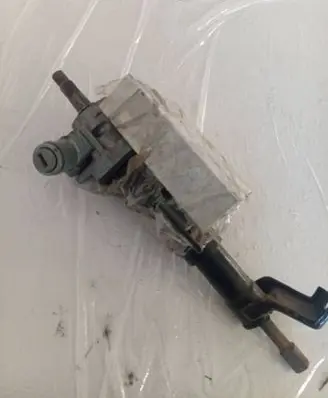 Opel Corsa B Ignition lock 525652