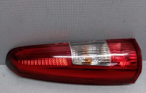 Volvo V70 Rear/tail lights 9154493ECE 9154493USA 9154493GB