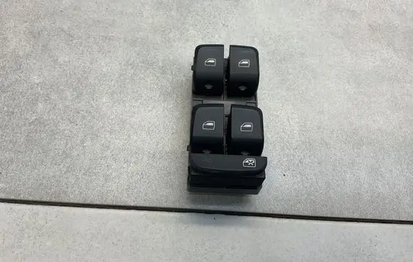 Audi A1 Electric window control switch 8X0959851