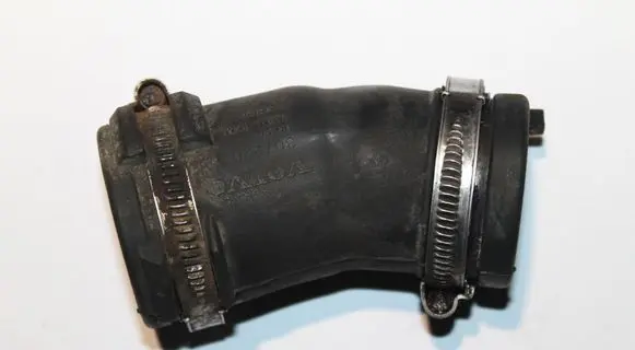 Volvo XC60 Oil fill pipe 30722611