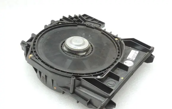 BMW 5 F10 F11 Subwoofer speaker 9195199 65139195199