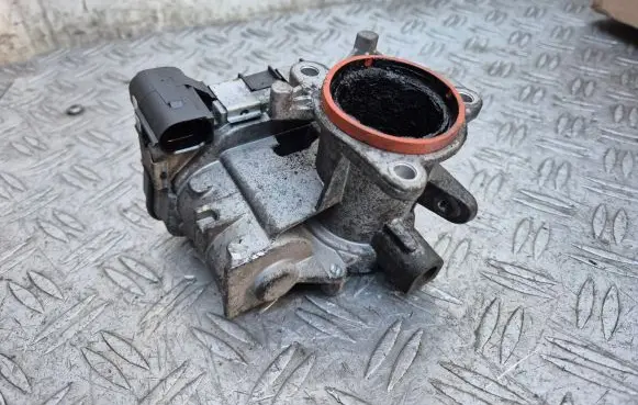 Throttle valve