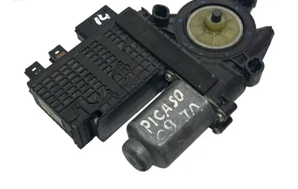 Citroen C4 I Front door window regulator motor 9682495680