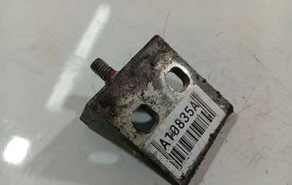 Saab 9-5 Rear door lower hinge 