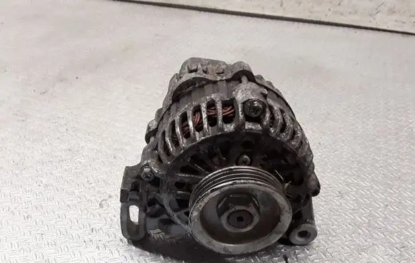 Renault Thalia II Generator/alternator 8200660050