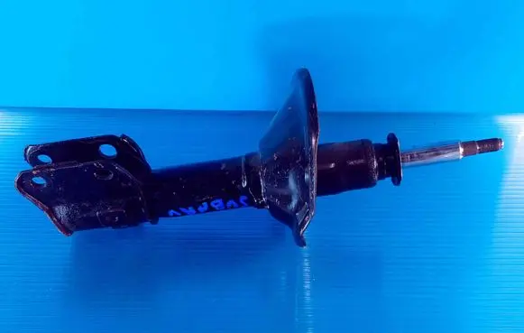 Subaru Impreza II Front shock absorber/damper 334255
