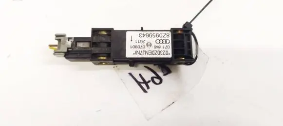 Audi A2 Airbag deployment crash/impact sensor 8Z0959643