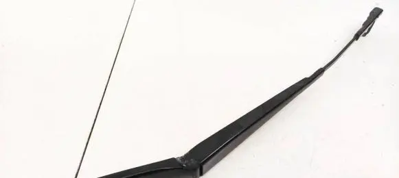 Skoda Octavia Mk2 (1Z) Front wiper blade arm 1Z1955409