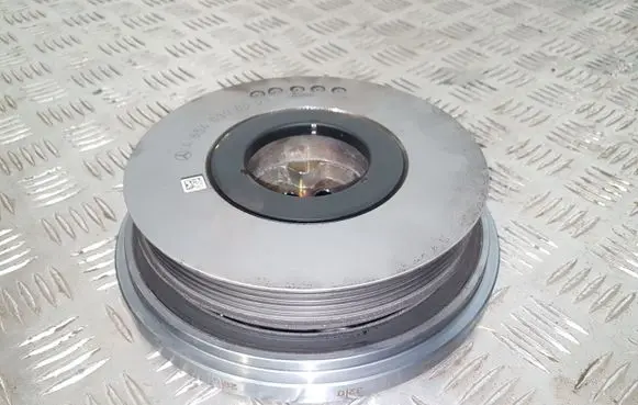 Mercedes-Benz E W213 Crankshaft pulley A6540300003