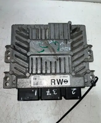 Nissan Qashqai Engine control unit/module S180033108A