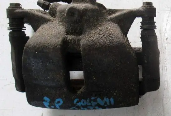 Volkswagen Golf VII Front brake caliper