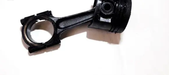 Ford Mondeo MK I Piston with connecting rod s89ff