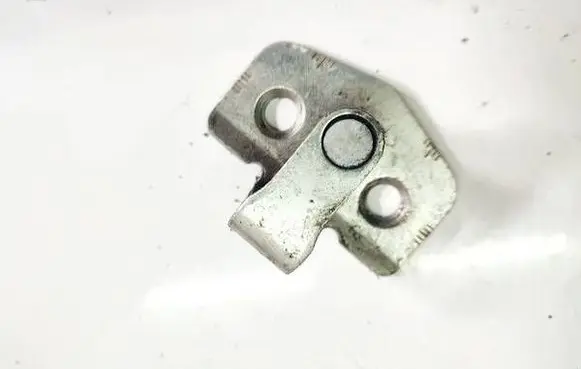 Opel Zafira B Front door lock loop/hook striker 6608