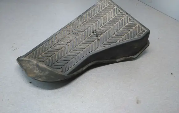 Toyota Corolla Verso AR10 Foot rest pad/dead pedal 581920F010