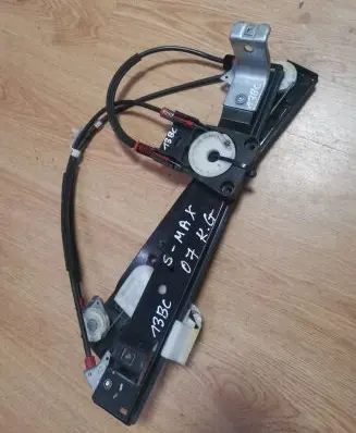 Ford S-MAX Rear window lifting mechanism without motor