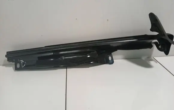 Mini One - Cooper R50 - 53 Rear side glass trim 7072929