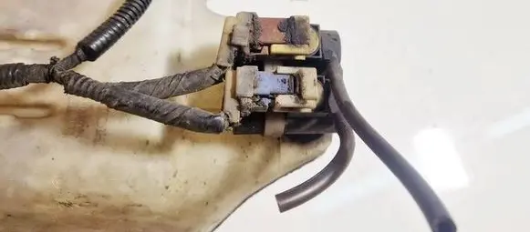Honda Accord Windscreen/windshield washer pump