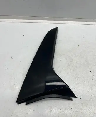 Ford Focus Tailgate trim JX7B442A92B