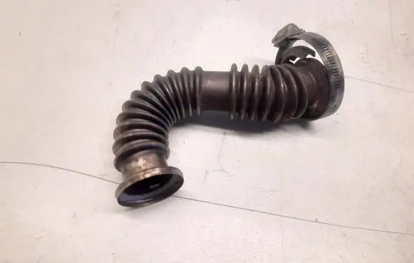 Volvo V70 Exhaust gas pipe 