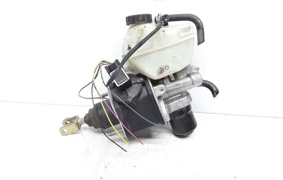Mercedes-Benz E W211 Master brake cylinder A2114300302 A0004300312