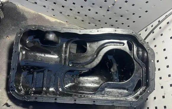 Mitsubishi L200 Oil sump 