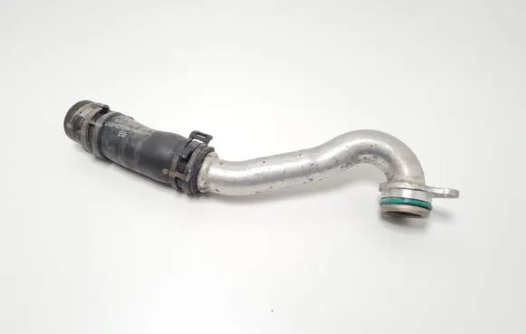 Bentley Flying Spur Engine coolant pipe/hose 079121081B