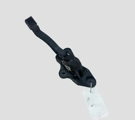 KIA Sorento Accelerator throttle pedal