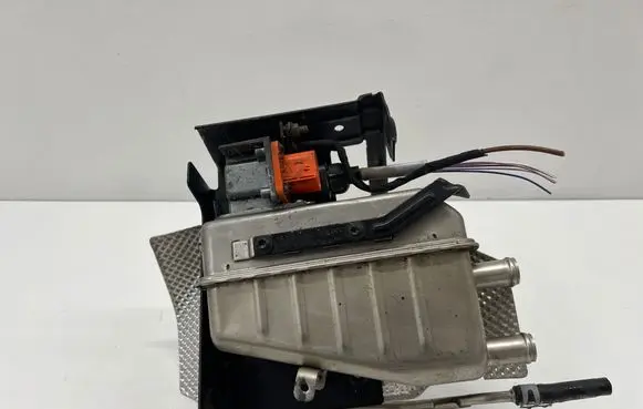 Skoda Superb B8 (3V) Hybrid/electric vehicle battery fan 3Q0963231F 3Q0819013L