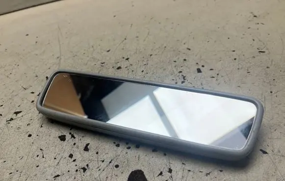 Volkswagen Golf IV Rear view mirror (interior) 0110093