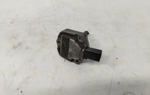 Volkswagen PASSAT B6 Oil level sensor 1J0907660C 6PR00807903