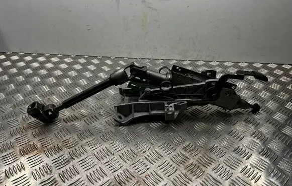 Ford Mondeo MK IV Steering wheel axle 7G9N3C529AJ 7G9N3C529 ZG520149B