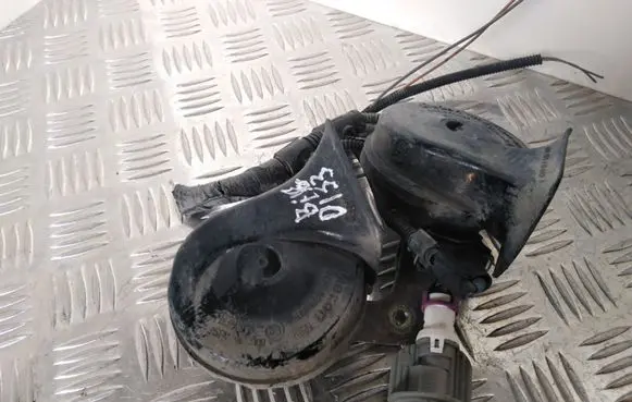 Volkswagen New Beetle Horn signal